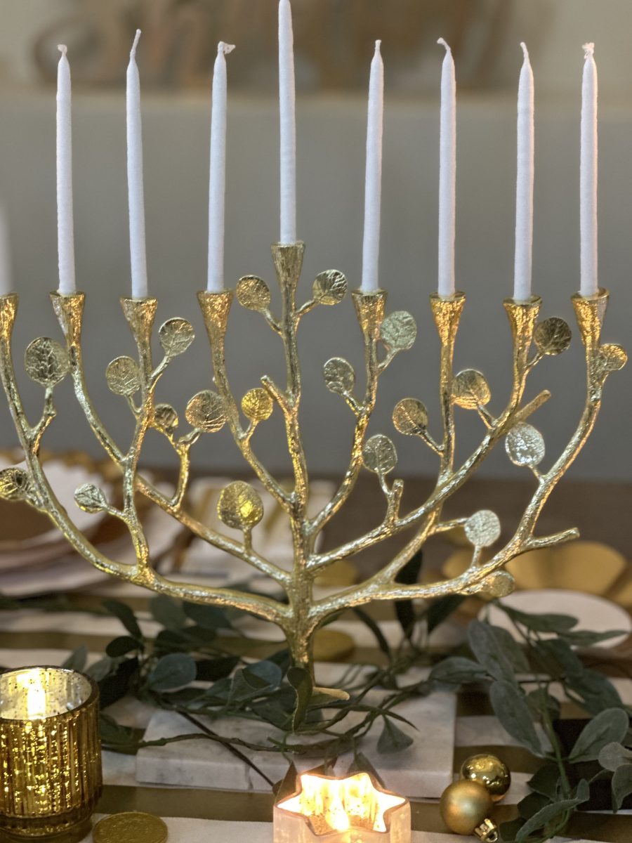 2023 Hanukkah Decor