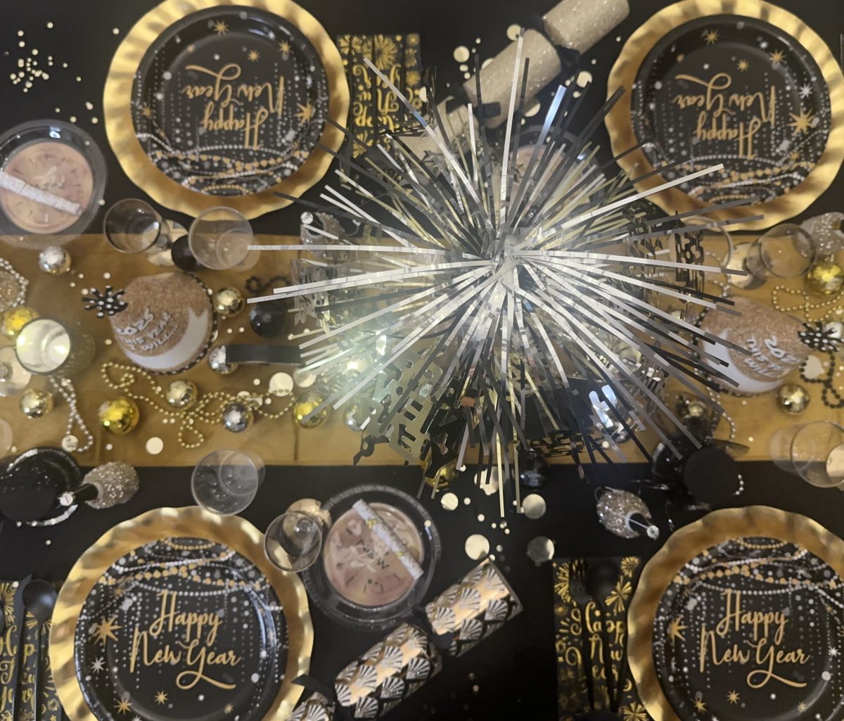 New Year's Tablescape